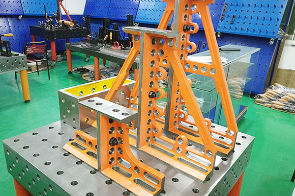 焊接平臺設計夾具 焊接平臺設計夾具